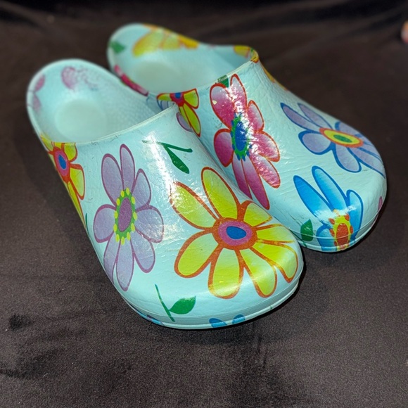 Birkenstock Yellow and Pink Artistic Slippers - Picture 15 of 16